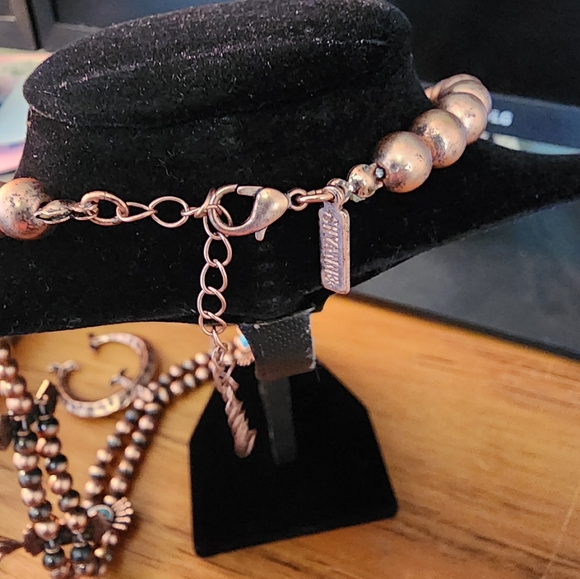 Shyanne Bootbarn Copper and Turquoise Necklace - Picture 4 of 5